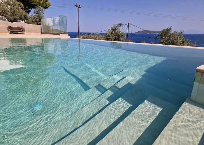 Ftelia Oasis,skiathos * Megali Ammos (Skiathos)