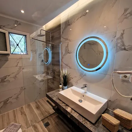 Ftelia Oasis,skiathos Villa